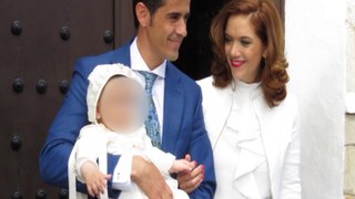 Víctor Janeiro y Bea Trapote bautizan a 'mini Víctor'
