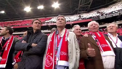 AJAX pay tribute to JOHAN CRUYFF