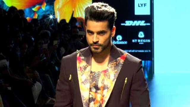 (Video) Gautam Gulati Walks The Ramp At The Lakme Fashion Week
