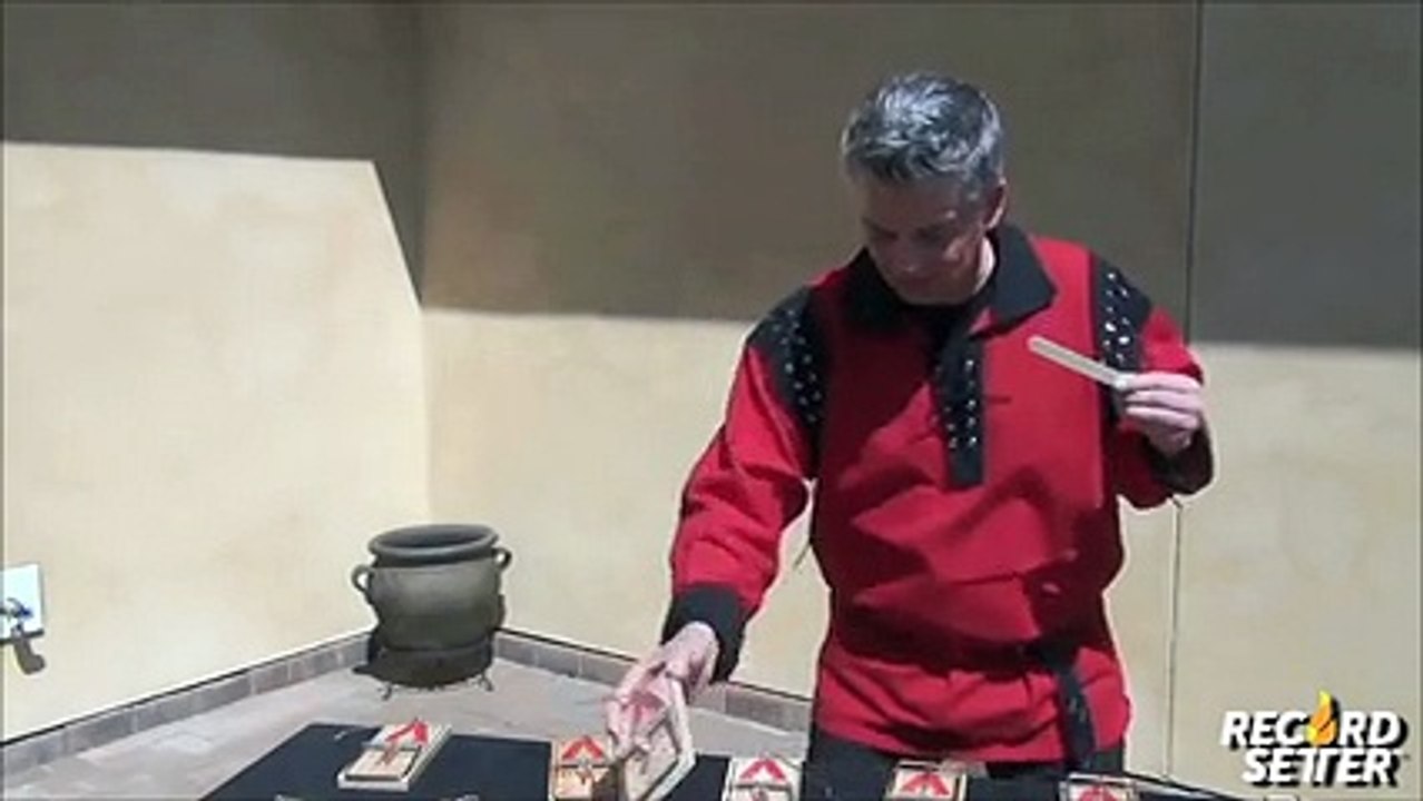 Record  de pièges à rat sur la langue . Dingue