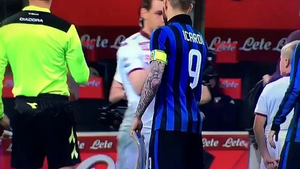 Maxi López recusa aperto de mão de Icardi