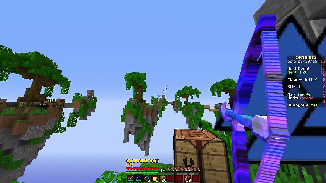 Minecraft Sky Wars - Andrei se enerveaza si inj...