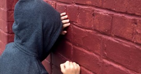 3 Yıl Boyunca Cinsel İstismara Uğrayan Liselinin Ailesi İsyan Etti: Hayatımız Karardı