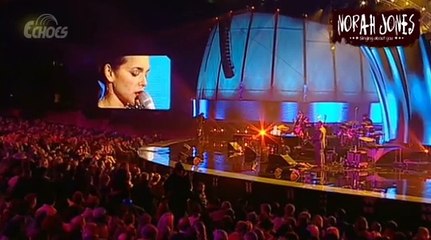 Norah Jones - Singing About You (Live in Concert) 22