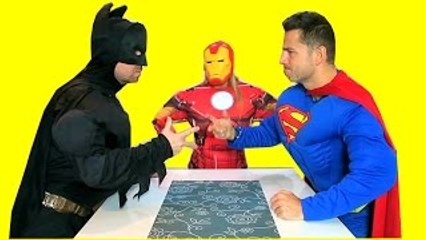 Batman vs Superman - Real Life Smack Battle Challenge