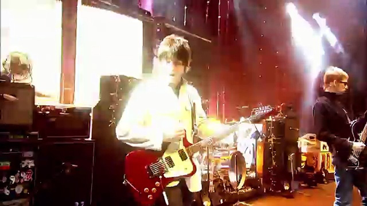 Oasis - Live Manchester 2005 HD Full Concert 14