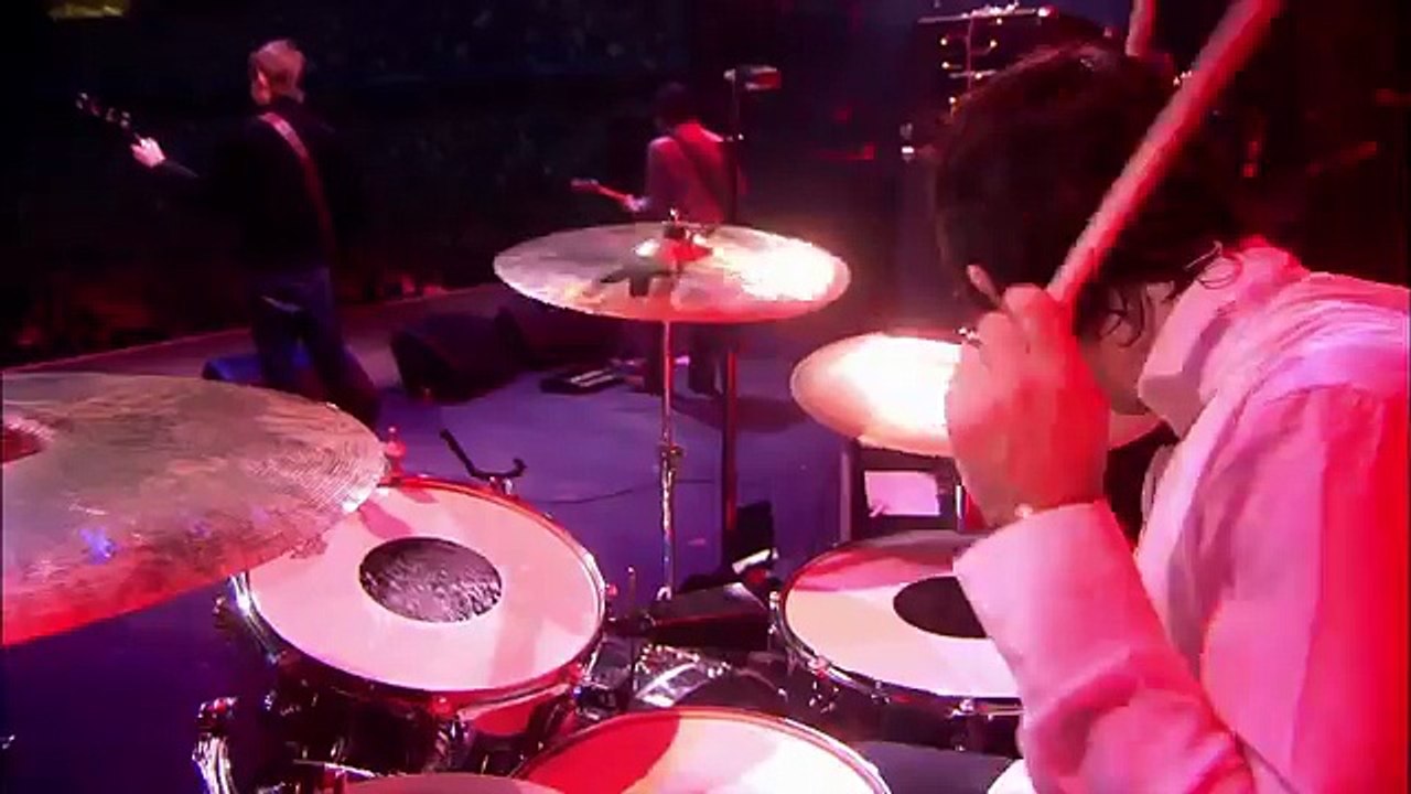 Oasis - Live Manchester 2005 HD Full Concert 16