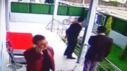 Diyarbakır'daki Terör Saldırısı - Askeri Aracın Geçişi Sırasındaki Patlama Anı