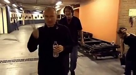 Phil Collins - En Concert a (Paris 2004) 1