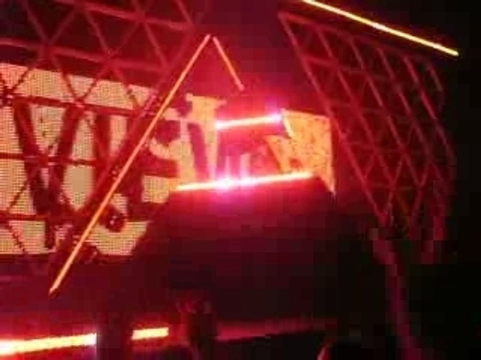 Daft Punk Bercy 2007 - Technologic