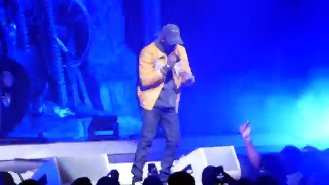 Travis Scott Falls Off Stage While Performing Antidote In Philadelphia