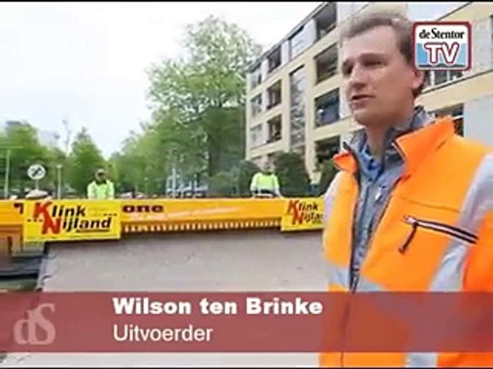 È Incredibile Come Questo Macchinario Riesca A Creare Questa Pavimentazione… Assurdo!!