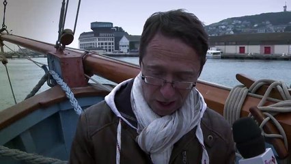 Les auteurs du roman "L'Abeille noire" interviewés par des lycéens du LP Descartes