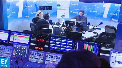 A quel âge avait-on son premier emploi stable il y a 15 ans ?