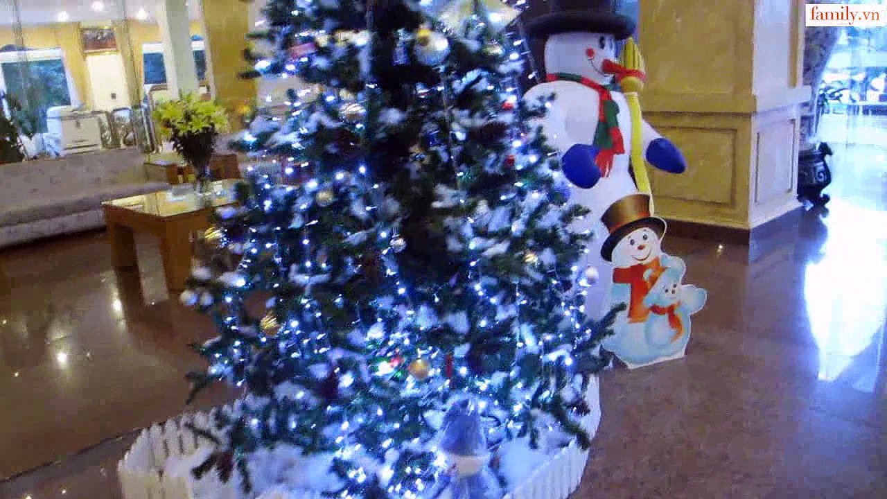 Vlog 205 Cún và chị đi chơi noel ( family.vn )