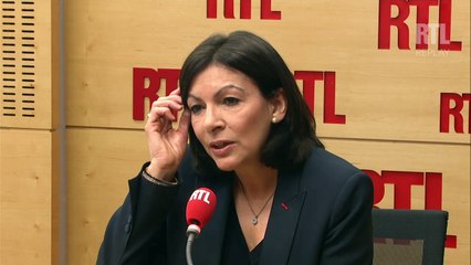 Mode islamique : Anne Hidalgo est "d'accord avec Élisabeth Badinter"