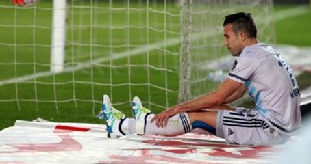 Fenerbahçe Yönetimi, Van Persie'yi Satma Kararı Aldı