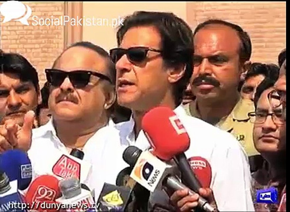 Why probe into Panama Papers leak still not launched in Pakistan, asks Imran Khan