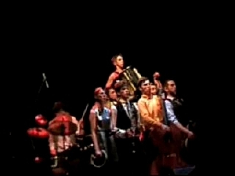 LES BLEROTS DE RAVEL Petrouchka (live a errmont)