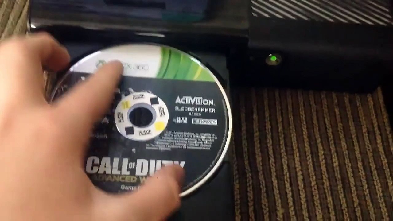 Kid Destroys Advanced Warfare out of Rage!