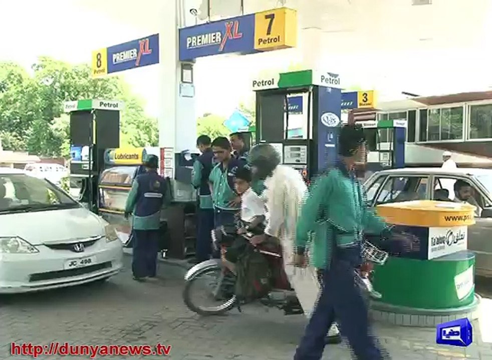 Opposition leader Khursheed Shah expresses anger on Wapda in NA, Report by Shakir Solangi, Dunya News.