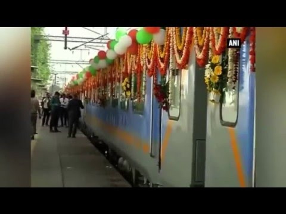 India's fastest train ‘Gatimaan Express’ flagged off