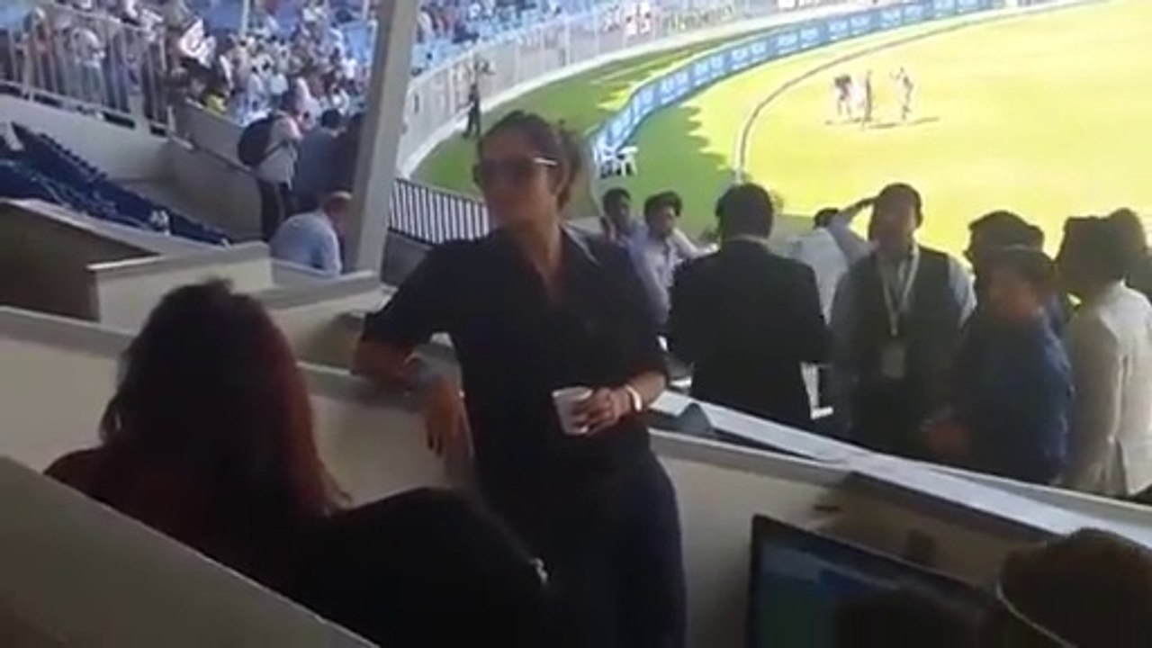 Sania Mirza leaked video with man during match SD