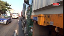 3 xe Container tông nhau liên hoàn, giao thông ừn ứ nghiêm trọng