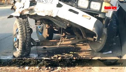 Xe tải gặp nạn nằm 12 tiếng đồng hồ trên QL 1 gây ùn ứ giao thông