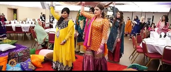Most Viewed Pakistani Mehndi   Hina & Shakil   2016 SD