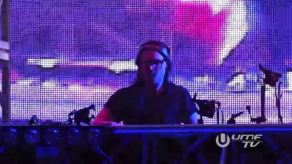 SKRILLEX LIVE @ ULTRA MUSIC FESTIVAL 2015 9