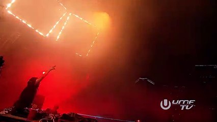 SKRILLEX LIVE @ ULTRA MUSIC FESTIVAL 2015 37
