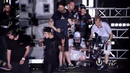 SKRILLEX LIVE @ ULTRA MUSIC FESTIVAL 2015 54