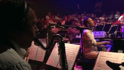 Snarky Puppy feat. Metropole Orkest (full concert) - Live @ Jazz sous les pommiers 2015 22