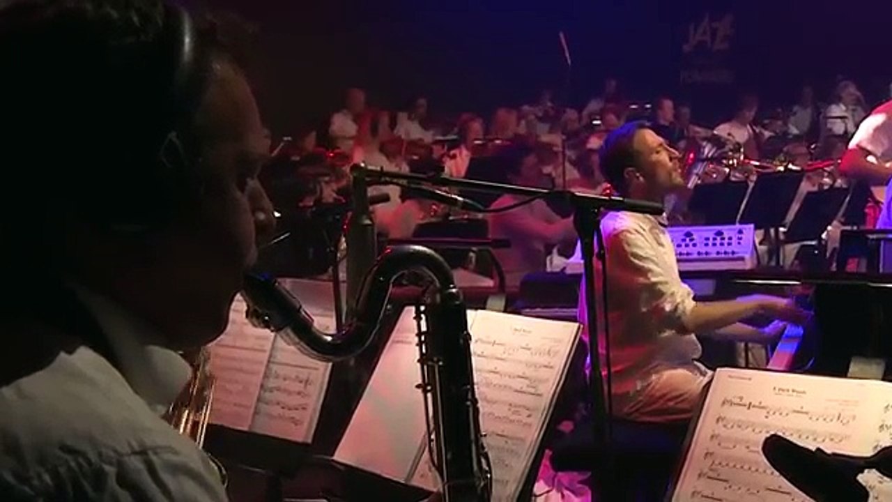 Snarky Puppy feat. Metropole Orkest (full concert) - Live @ Jazz sous les pommiers 2015 22
