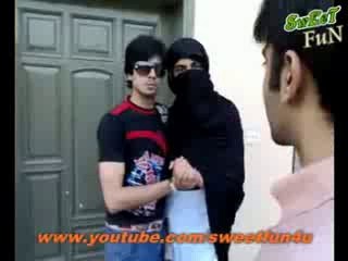 FANREVIEWS Akeli na bazar jaya karo FANREVIEWS