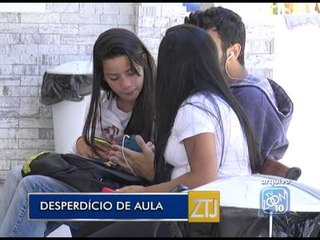 24-11-2014 - DESPERDÍCIO DE AULA - ZOOM TV JORNAL