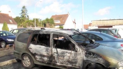 Clermont : deux voitures brûlées sur un parking