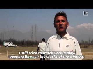 The Kashmiri cricketer who bats, bowls without arms