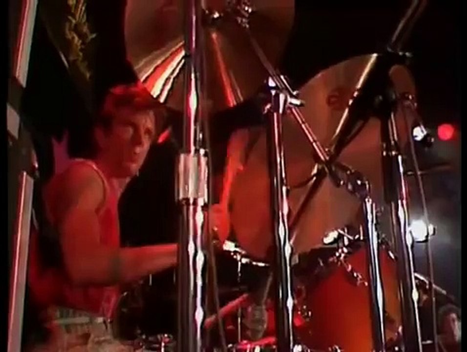 Stevie Ray Vaughan  Live at Montreux 1985 FULL CONCERT 14