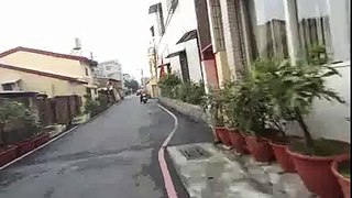 Road Rage entre deux hommes à scooter à Taïwan