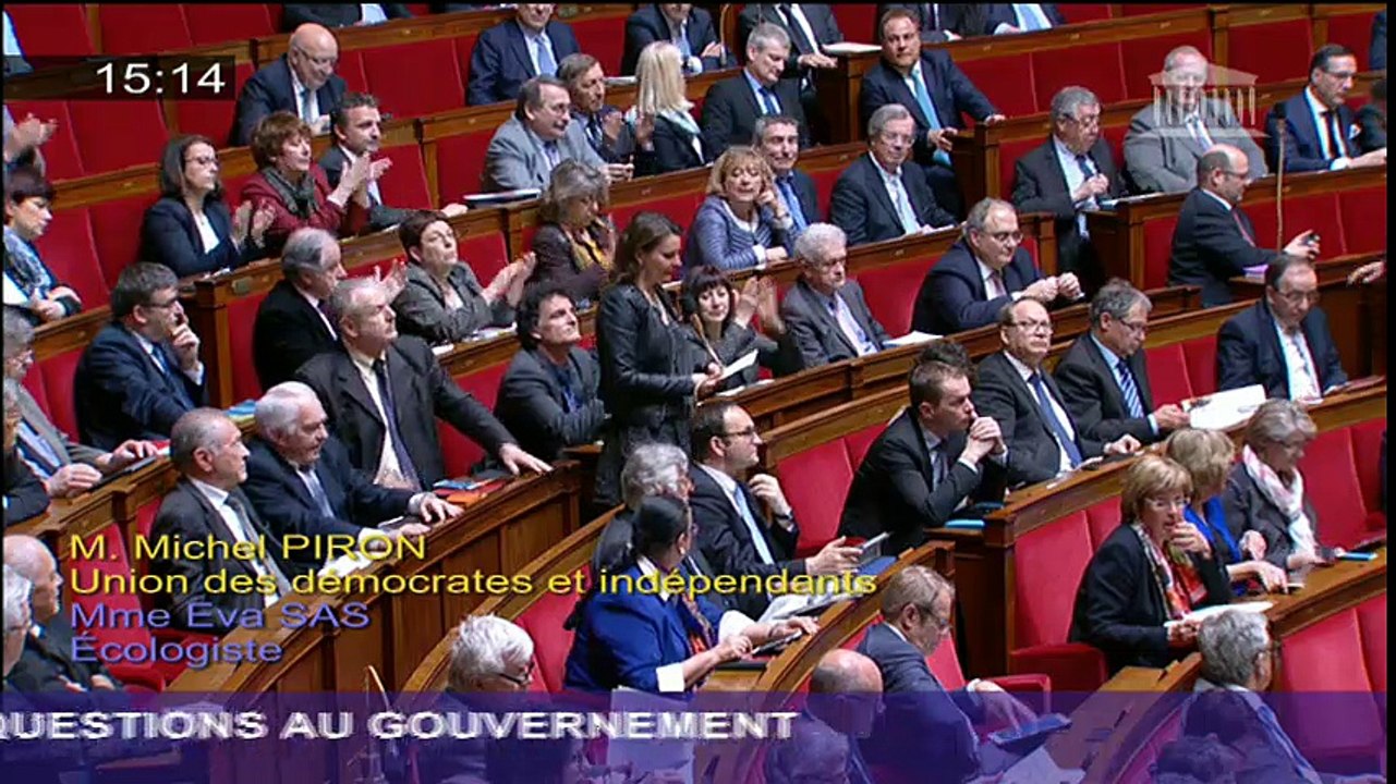 "J'appelle les parlementaires à entendre ceux qui debout chaque nuit, aspirent à rénover la vie sociale & démocratique"