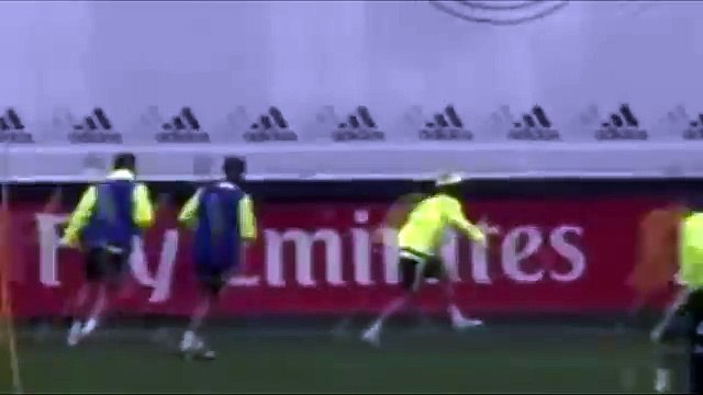 Luka Modric owns 3 madrid players in training
