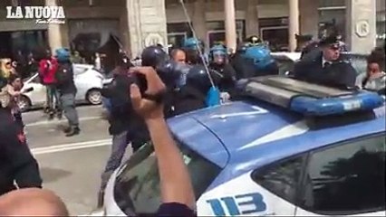 ምንባር ዝተኸልከለ ህዝቢ፣ ኤርትራውያን ኣብዘመን ህግድፍ፣ ኣብ ጎደና ኢታሊ