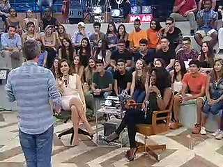 Monica iozzi no Altas Horas parte 4