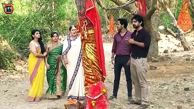 Sasural Simar Ka - 05th April 2016 - Simar SAVES Roli From Daayan Patali & Shaitaan