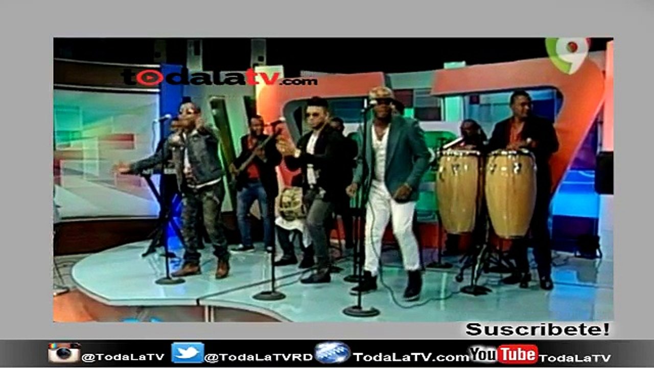 APARECIÓ RICKY CASTRO Y LA BANDA SOBERBIA CON "LA MORDIDITA" DE RICKY MARTIN-EL SHOW DEL MEDIODÍA-VIDEO