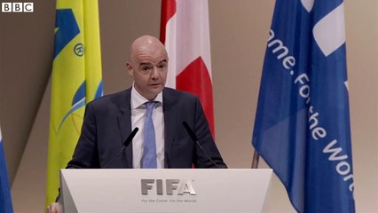 Contract signed by Fifa president named in Panama Papers