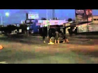 Video de Pablo Pérez muestra operativo de la Marina revisando alcantarillas en Mochis