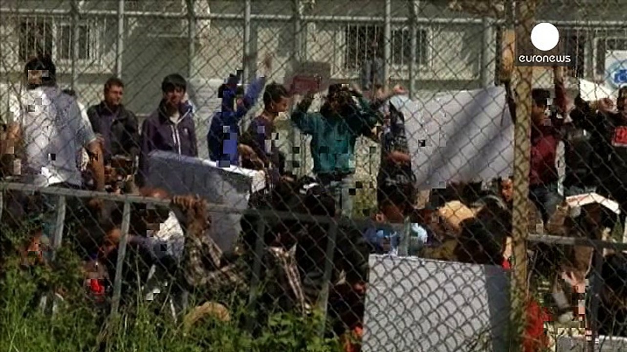 Acordo UE-Turquia: Ao segundo dia, Grécia suspende deportação de migrantes ilegais